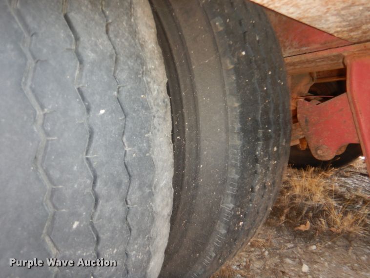 image for item FG9863 1980 Hercules equipment trailer