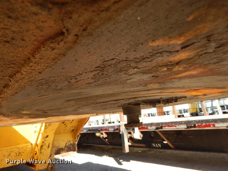 image for item FG9863 1980 Hercules equipment trailer