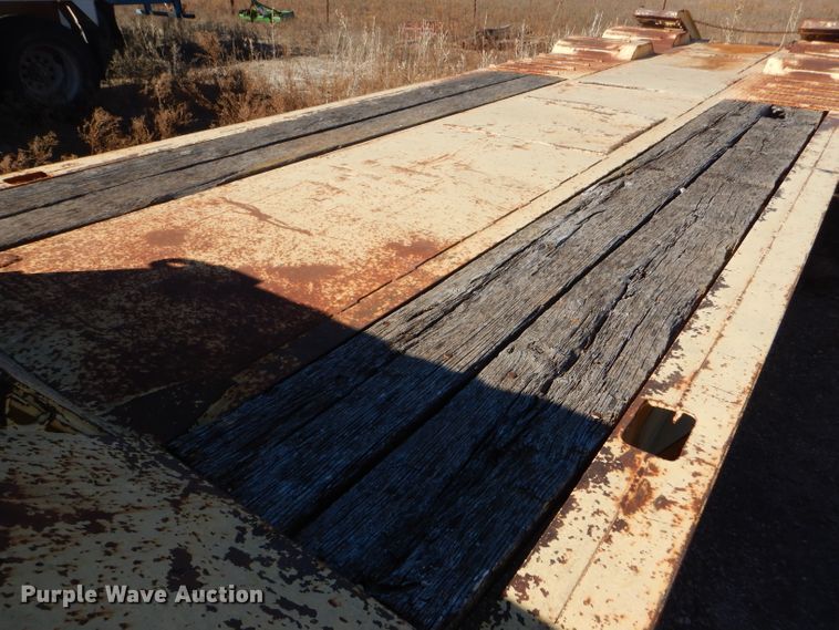 image for item FG9863 1980 Hercules equipment trailer