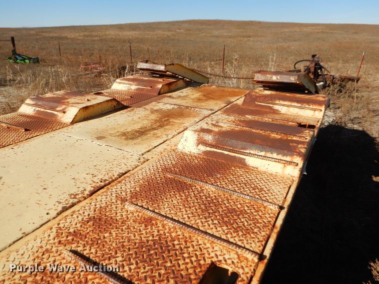 image for item FG9863 1980 Hercules equipment trailer