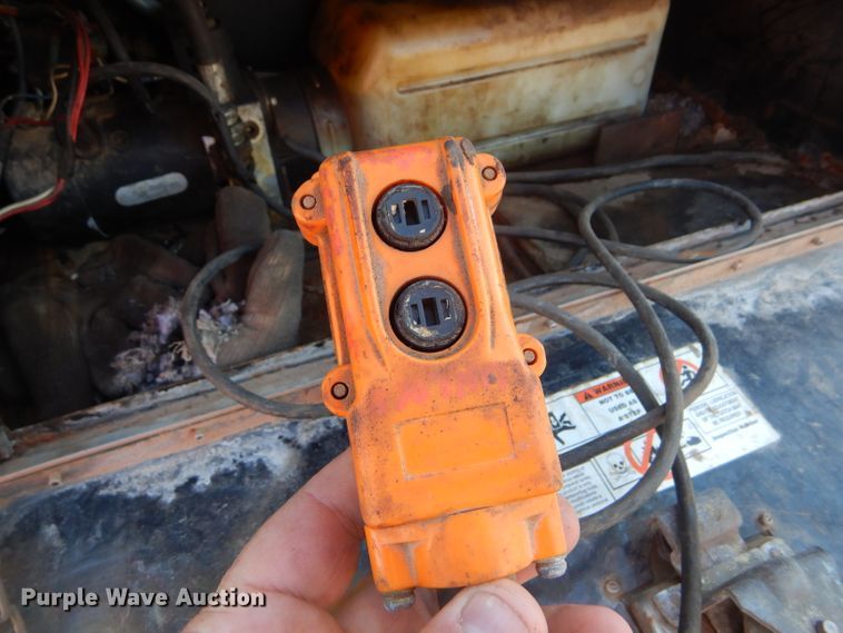 image for item FJ9891 2010 EZ Haul Low Pro equipment trailer