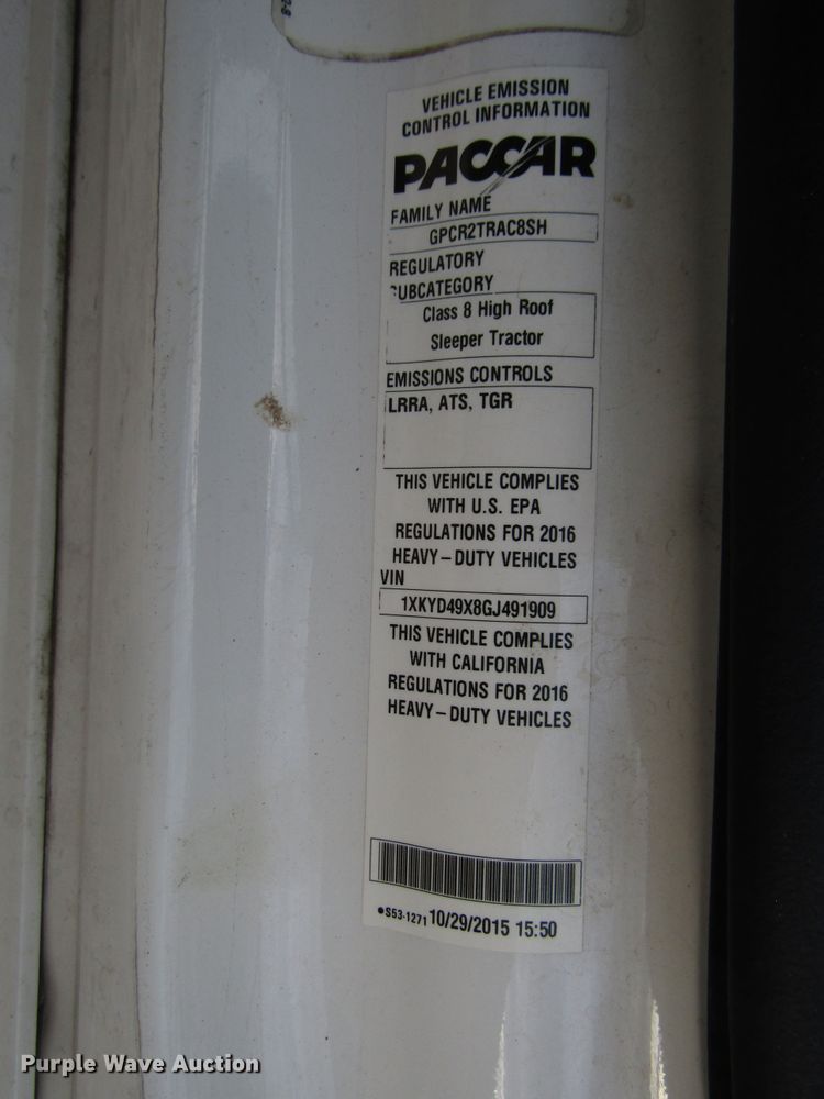 image for item FO9378 2016 Kenworth T680 semi truck