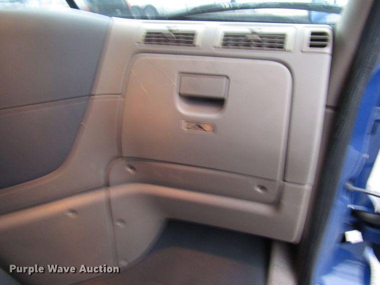 image for item FO9380 2014 Freightliner Cascadia semi truck