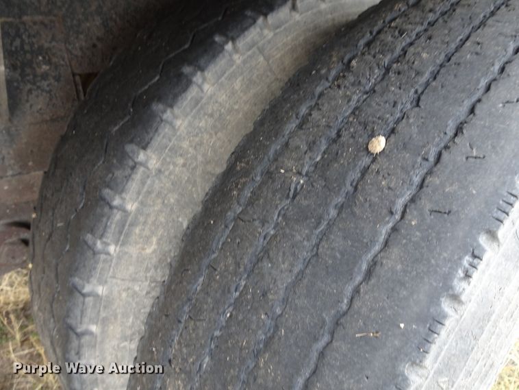 image for item GC9074 2004 Timpte double hopper grain trailer