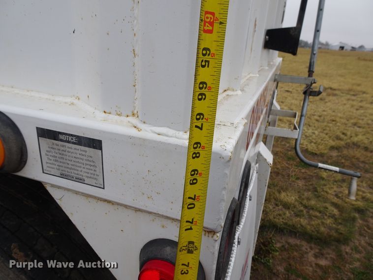 image for item GC9075 2009 CTS GHT-40 ST double hopper grain trailer