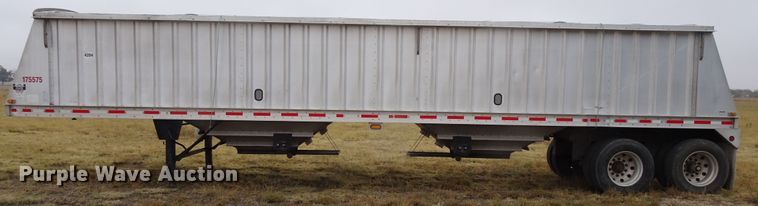 image for item GC9076 2008 Neville double hopper grain trailer