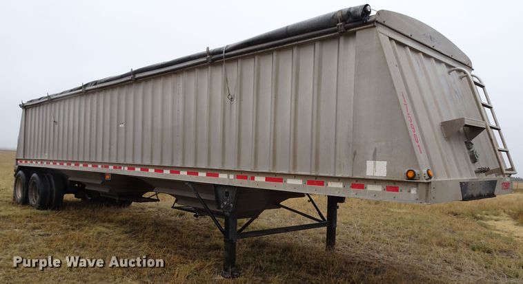 image for item GC9077 2007 Neville double hopper grain trailer