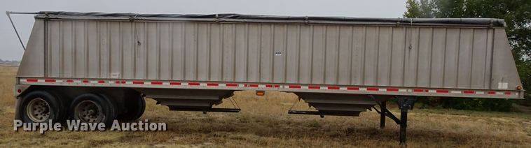 image for item GC9077 2007 Neville double hopper grain trailer