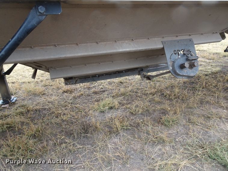 image for item GC9077 2007 Neville double hopper grain trailer