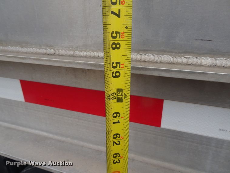 image for item GC9077 2007 Neville double hopper grain trailer