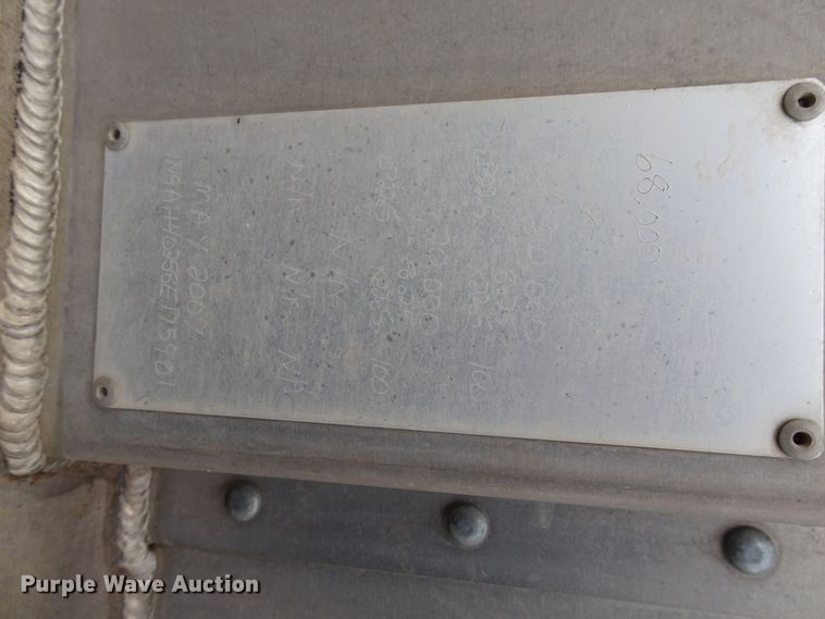 image for item GC9077 2007 Neville double hopper grain trailer