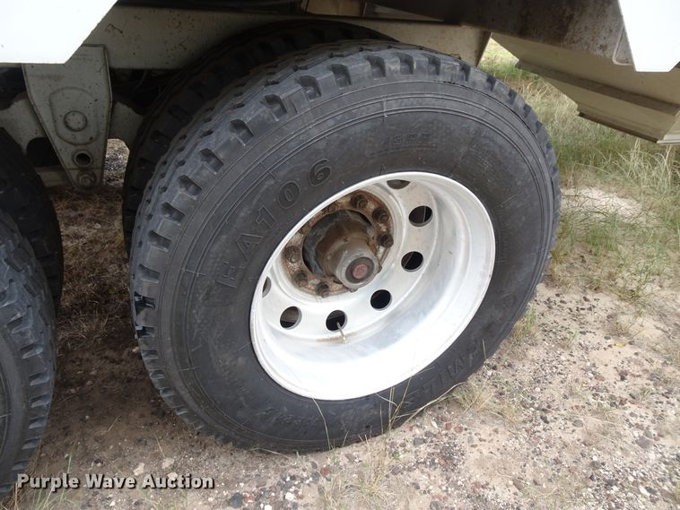 image for item GC9078 2010 CTS GHT-40 double hopper grain trailer