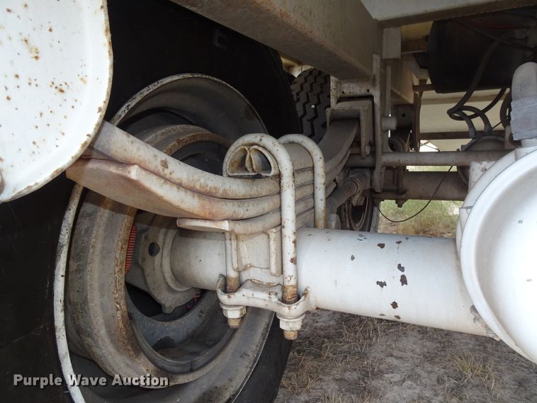 image for item GC9078 2010 CTS GHT-40 double hopper grain trailer