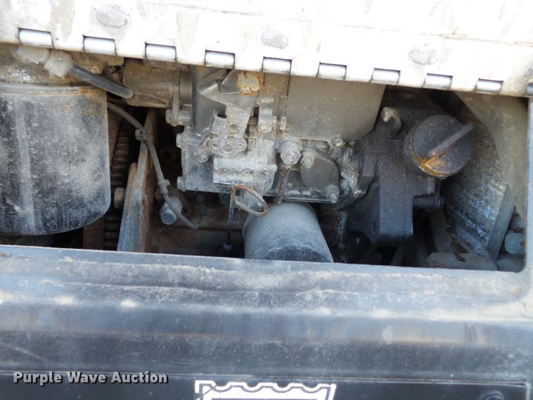 image for item H1181 2004 Kenworth W900 semi truck