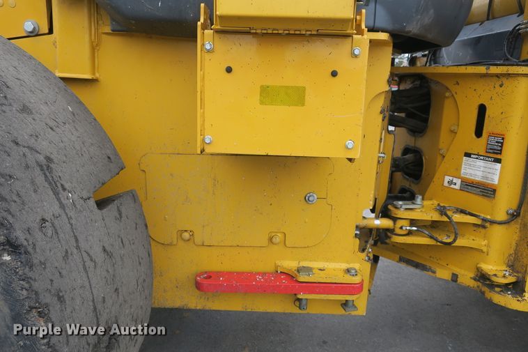 image for item DB10103 2016 John Deere 644K wheel loader