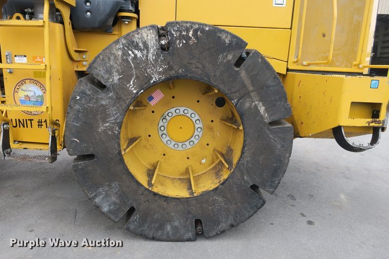 image for item DB10103 2016 John Deere 644K wheel loader