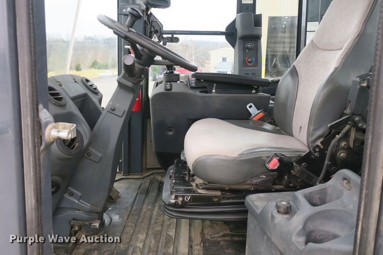 image for item DB10103 2016 John Deere 644K wheel loader