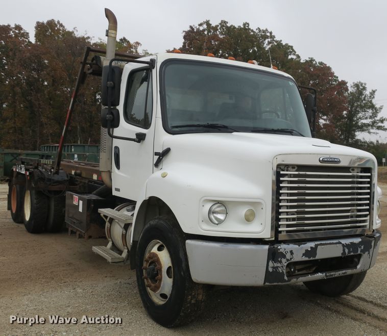 image for item DB10150 2005 Freightliner Business Class M2 roll-off container truck