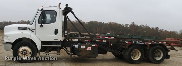 image for item DB10150 2005 Freightliner Business Class M2 roll-off container truck