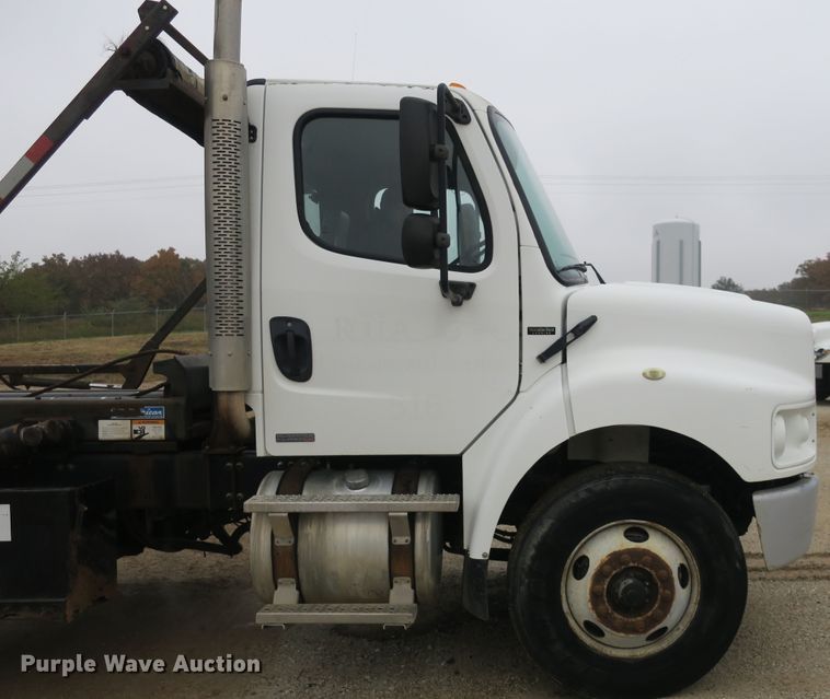 image for item DB10150 2005 Freightliner Business Class M2 roll-off container truck