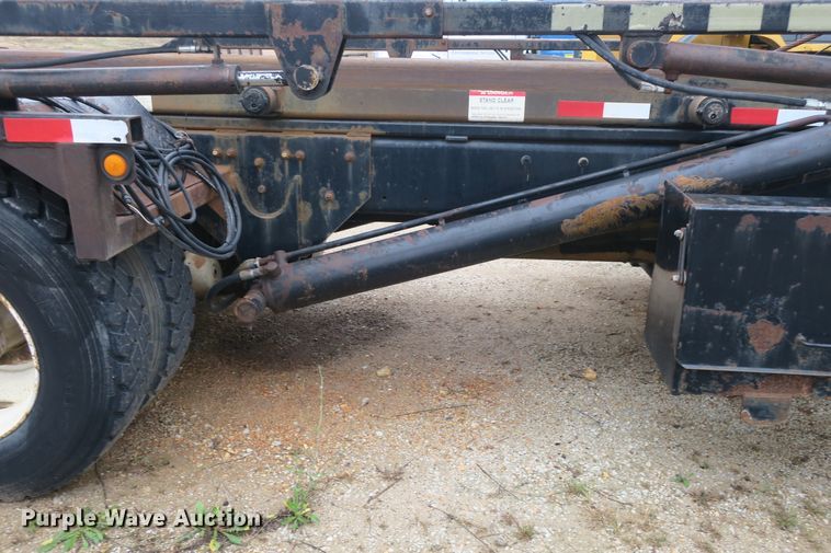 image for item DB10150 2005 Freightliner Business Class M2 roll-off container truck