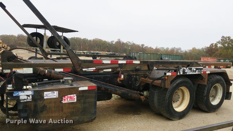 image for item DB10150 2005 Freightliner Business Class M2 roll-off container truck