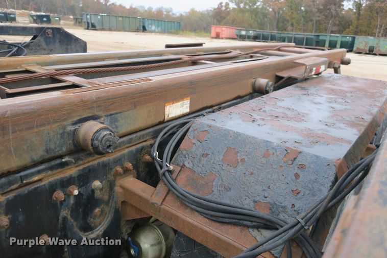 image for item DB10150 2005 Freightliner Business Class M2 roll-off container truck