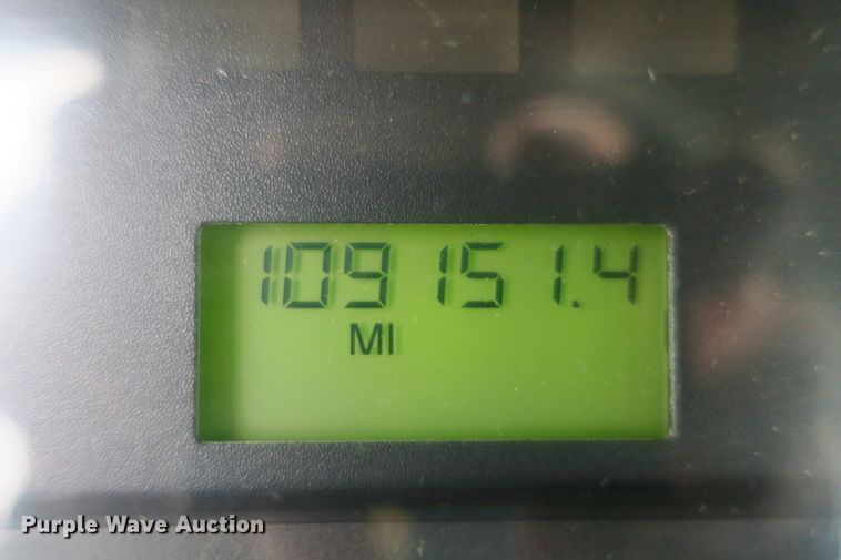 image for item DB10150 2005 Freightliner Business Class M2 roll-off container truck