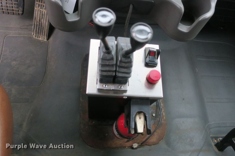 image for item DB10150 2005 Freightliner Business Class M2 roll-off container truck