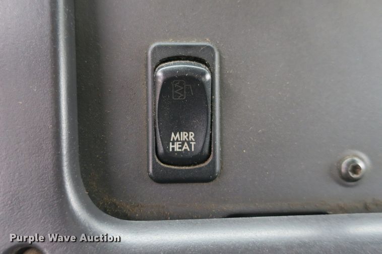 image for item DB10150 2005 Freightliner Business Class M2 roll-off container truck