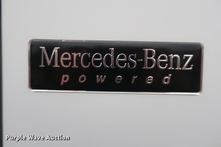 image for item DB10150 2005 Freightliner Business Class M2 roll-off container truck