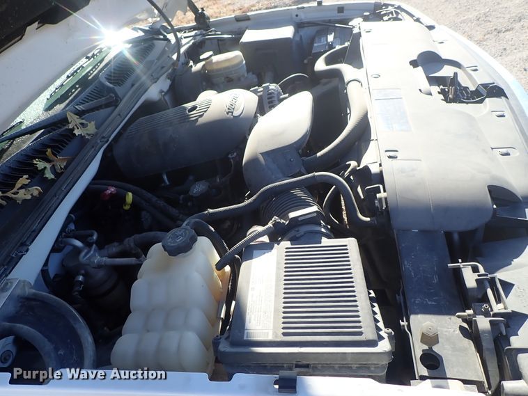 image for item DB7553 2006 Chevrolet Silverado 1500 pickup truck