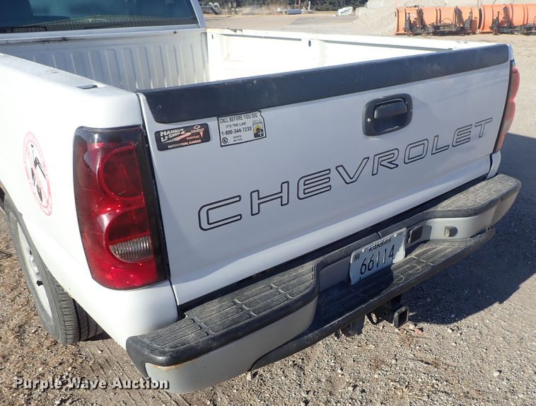 image for item DB7553 2006 Chevrolet Silverado 1500 pickup truck