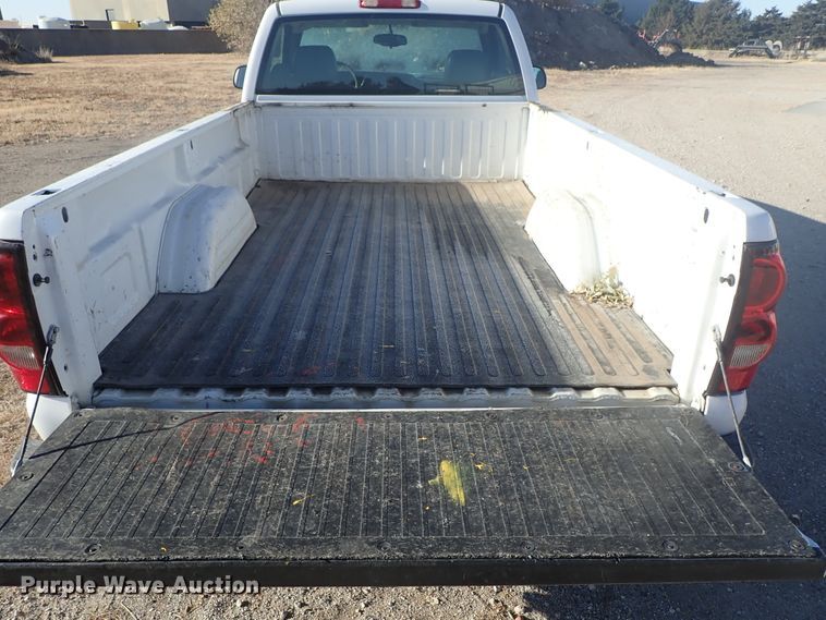 image for item DB7553 2006 Chevrolet Silverado 1500 pickup truck