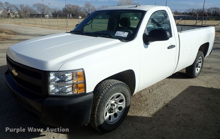 image for item DC3448 2008 Chevrolet Silverado 1500 pickup truck
