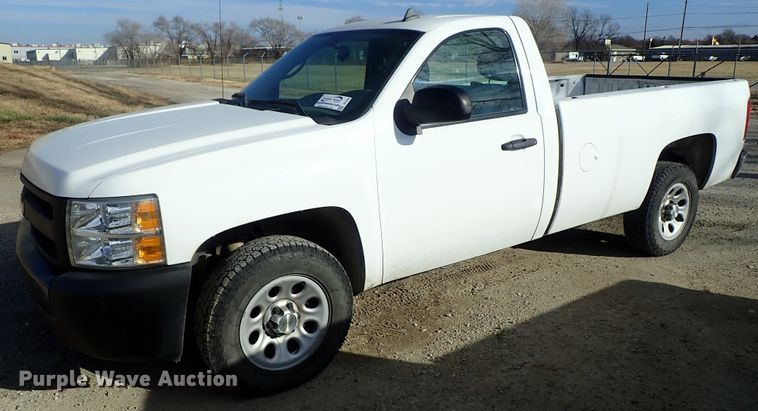 image for item DC3448 2008 Chevrolet Silverado 1500 pickup truck