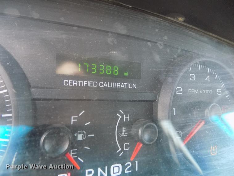 image for item DE1166 2011 Ford Crown Victoria Police Interceptor