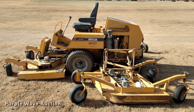 image for item DE1311 Hustler 4600 lawn mower