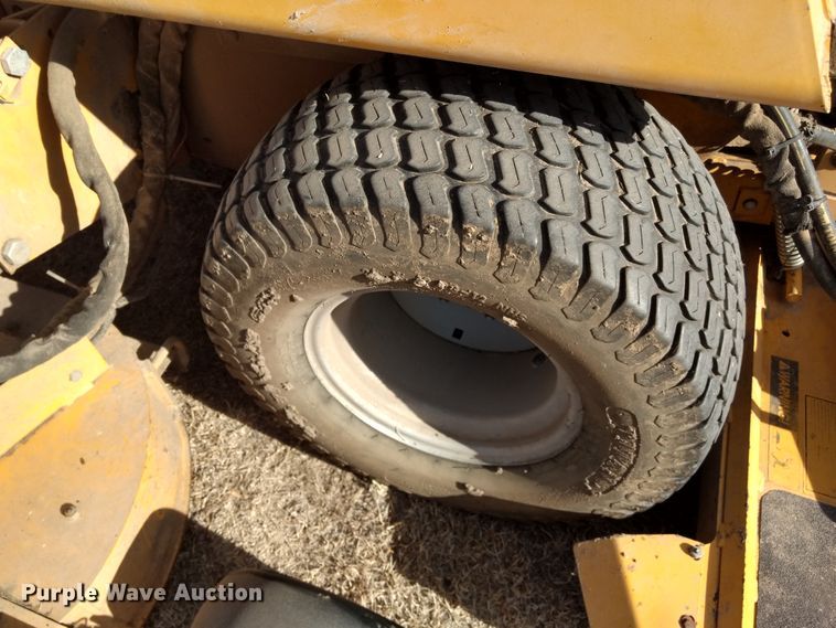 image for item DE1311 Hustler 4600 lawn mower