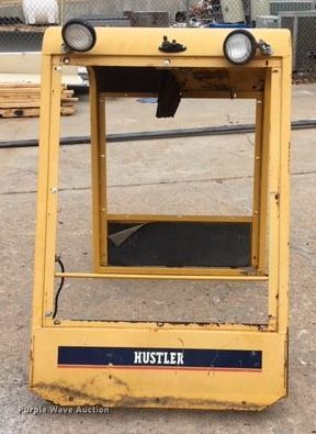 image for item DE1311 Hustler 4600 lawn mower