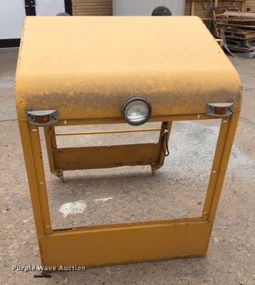 image for item DE1311 Hustler 4600 lawn mower