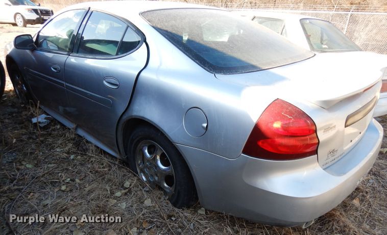 image for item DE4114 2004 Pontiac Grand Prix GT