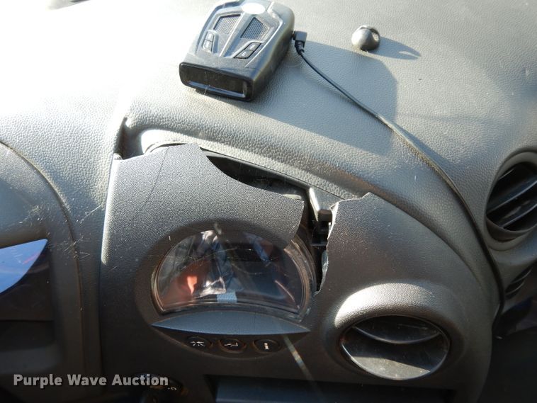 image for item DE4114 2004 Pontiac Grand Prix GT