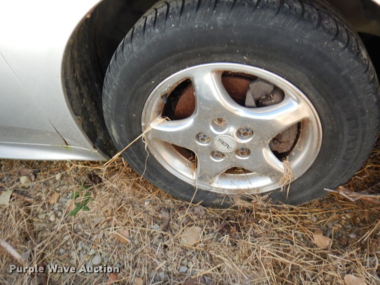 image for item DE4114 2004 Pontiac Grand Prix GT