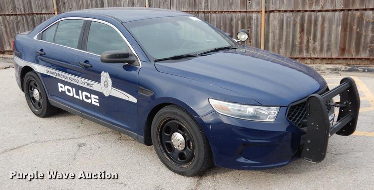 image for item DE4116 2013 Ford Taurus Police