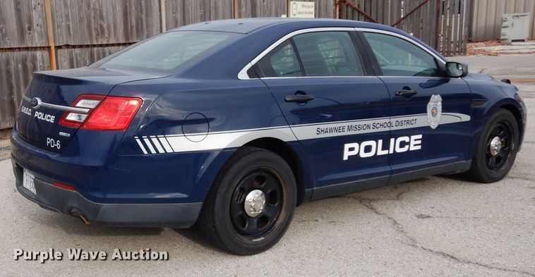 image for item DE4116 2013 Ford Taurus Police