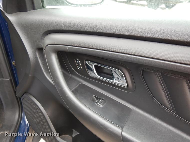 image for item DE4116 2013 Ford Taurus Police