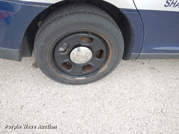 image for item DE4116 2013 Ford Taurus Police