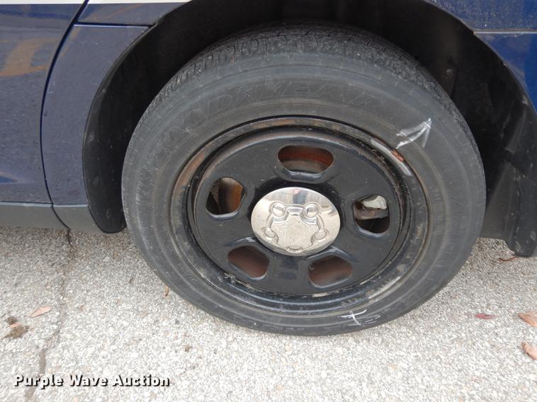 image for item DE4116 2013 Ford Taurus Police