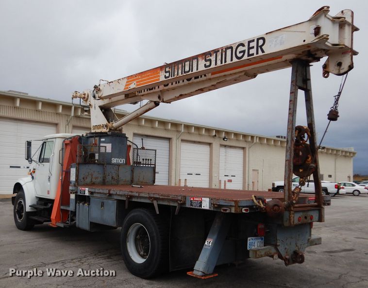 image for item DE4119 1995 International 4900 crane truck